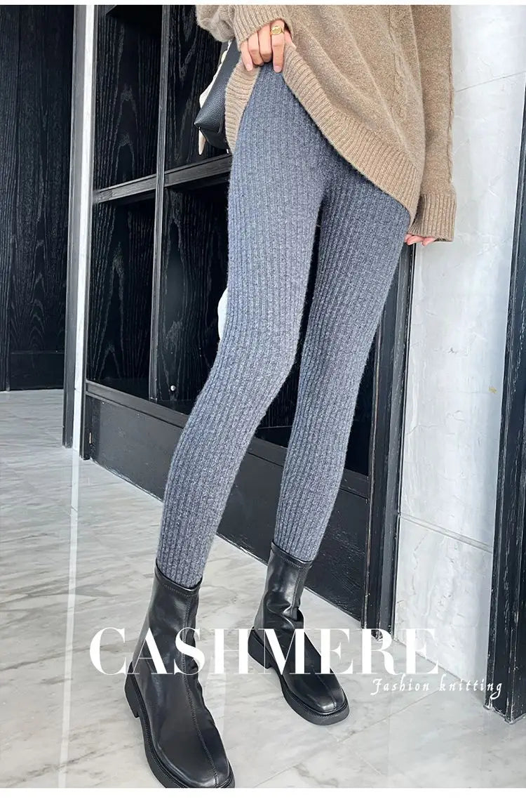 Woman's Ankle Length Slim Leggings
